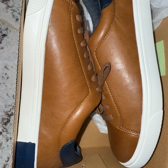 Izod Ira Leather Oxfords Shoes for Men. Size 9. New! - Picture 2 of 4